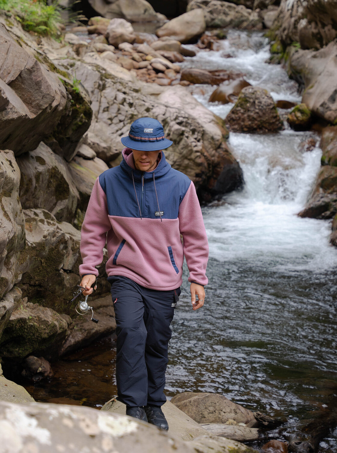 eqyft04677_quiksilver,