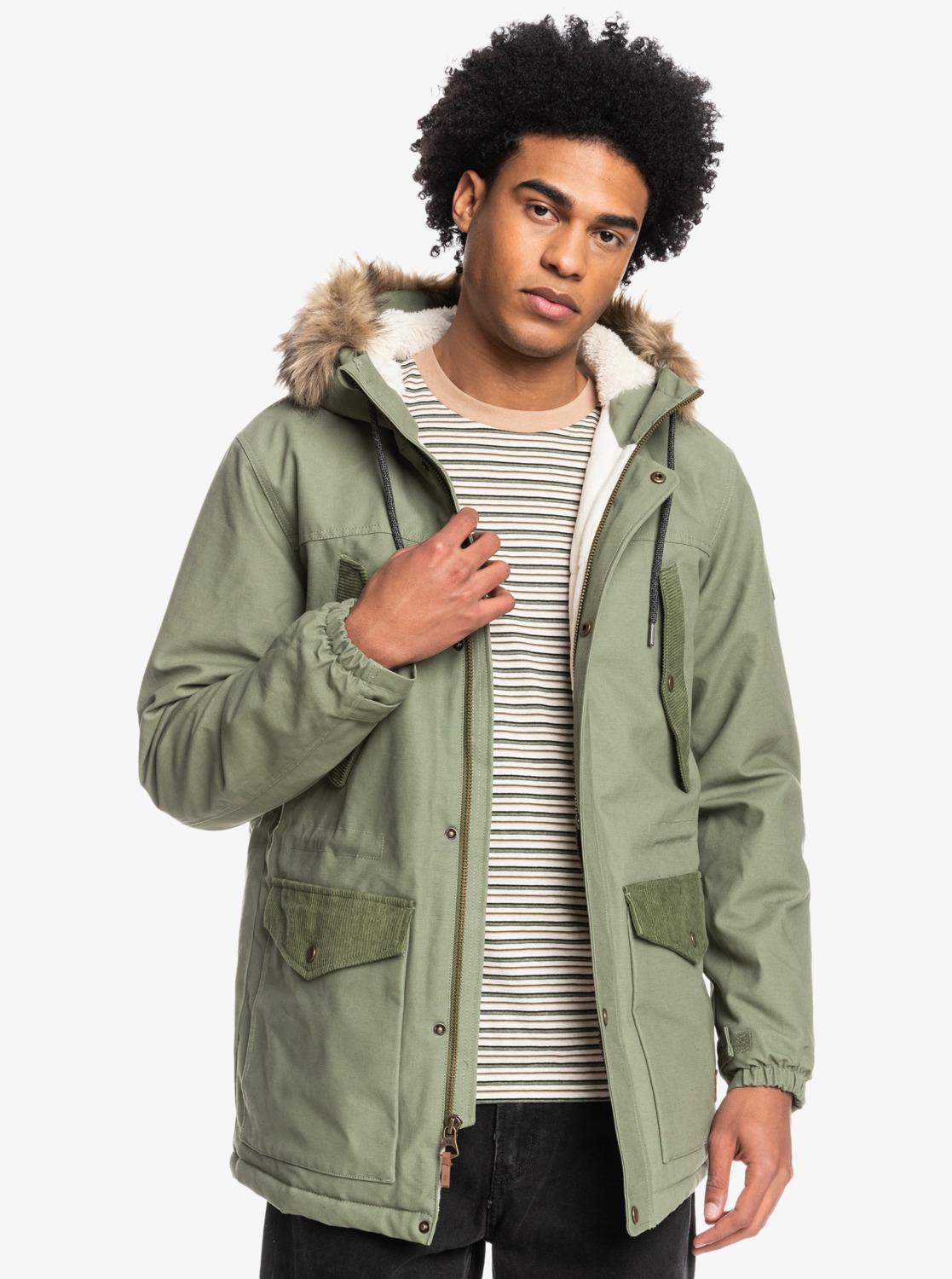 eqyjk03904_quiksilver,