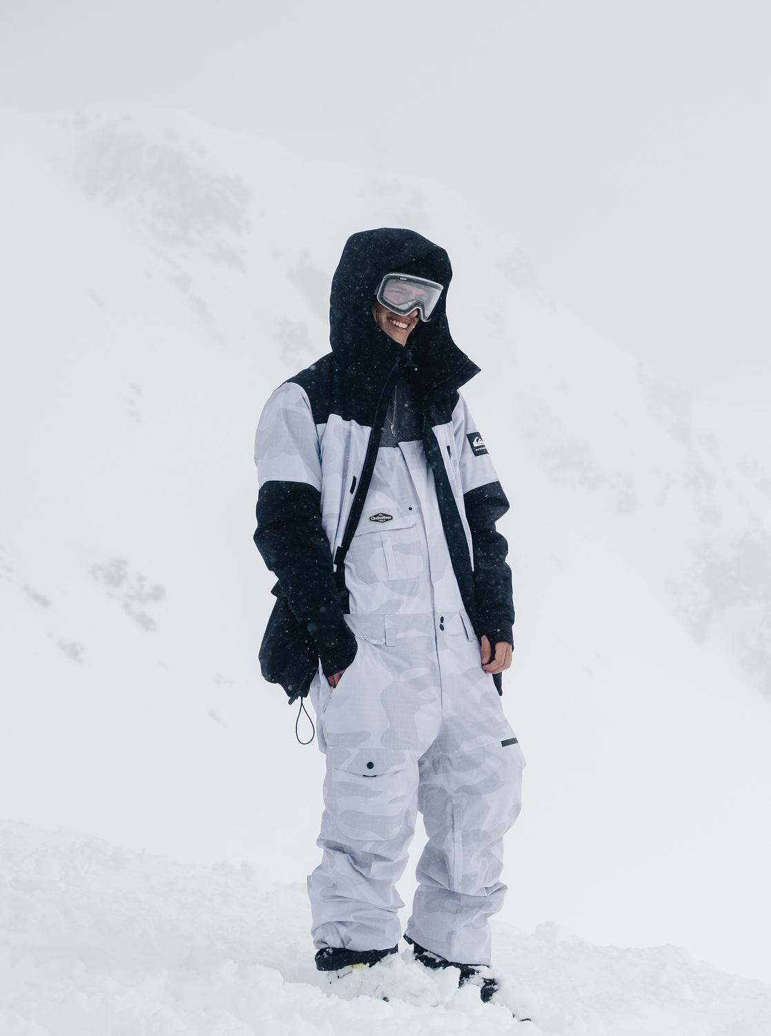 eqytj03339_quiksilver,