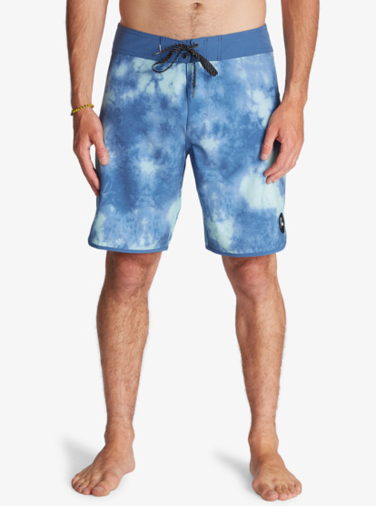 Cloud Scallop 19" - Boardshorts for Men  AQYBS03533