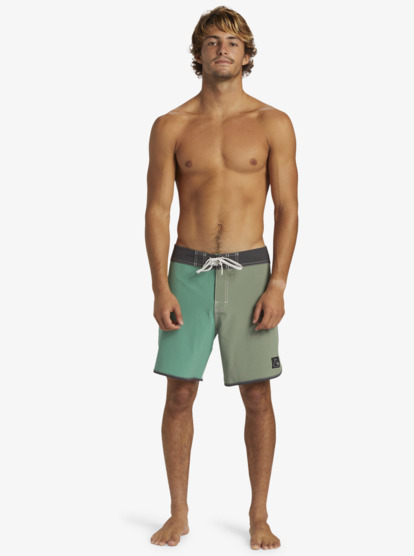 Original Scallop Jester 18" - Board Shorts for Men  AQYBS03618