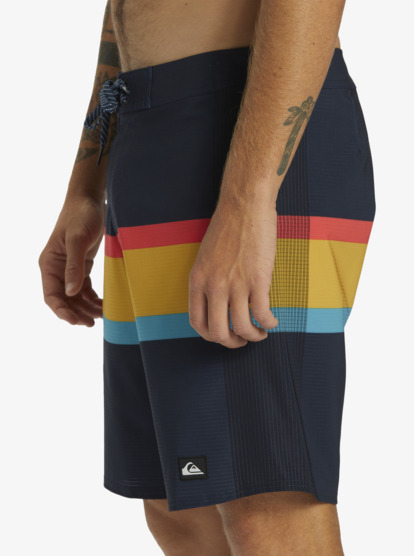 Highline Arch 19" - Board Shorts for Men  AQYBS03627