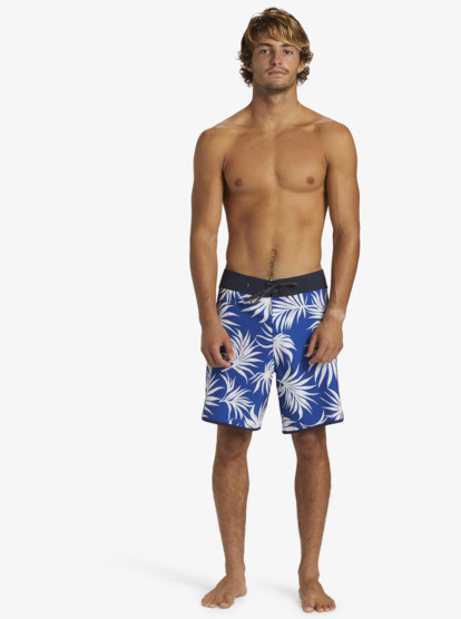 Surfsilk Scallop 18" - Board Shorts for Men  AQYBS03630