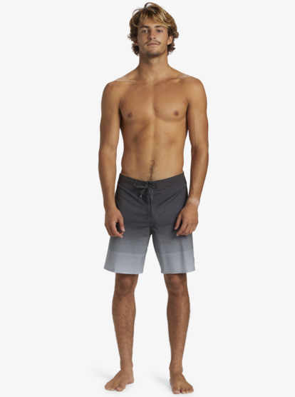 Surfsilk Massive 18" - Board Shorts for Men  AQYBS03651