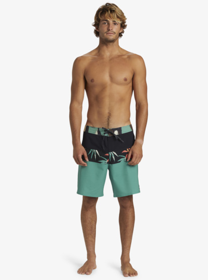 Surfsilk Panel 18" - Board Shorts for Men  AQYBS03656