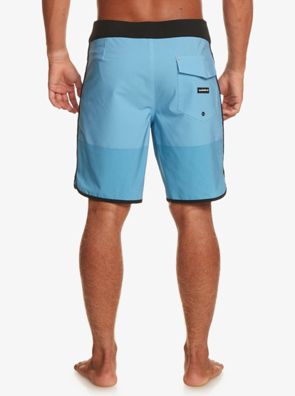 Highlite Scallop 19" - Board Shorts for Men  EQYBS04761