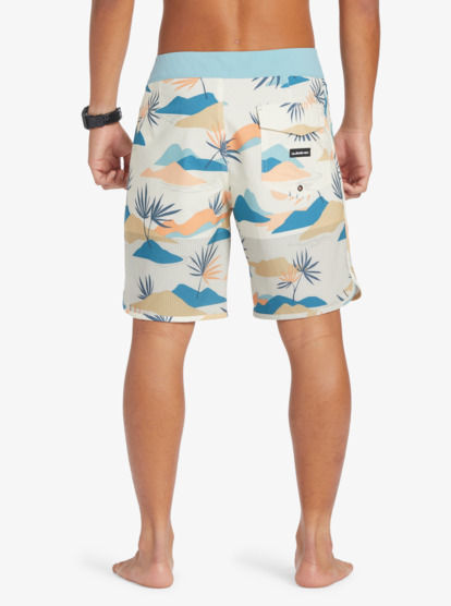 Highlite Scallop 19" - Board Shorts for Men  EQYBS04761