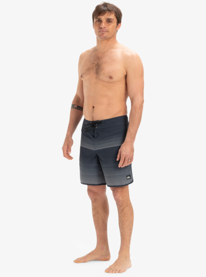 Surfsilk Scallop 18" - Board Shorts for Men  EQYBS04862