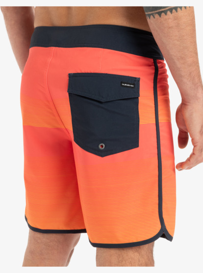 Surfsilk Scallop 18" - Board Shorts for Men  EQYBS04862