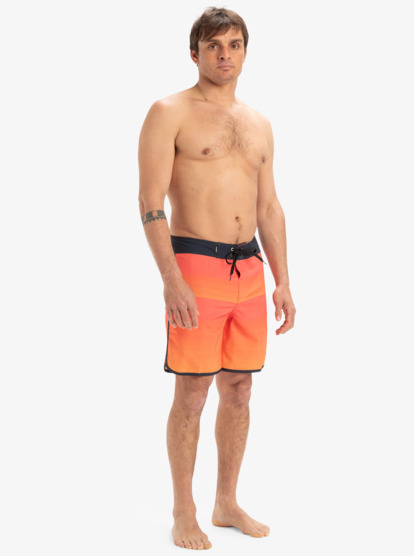 Surfsilk Scallop 18" - Board Shorts for Men  EQYBS04862