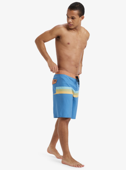 Everyday Straight 20" - Board Shorts for Men  EQYBS04863