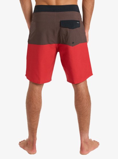 Highline Arch 19" - Board Shorts for Men  EQYBS04864