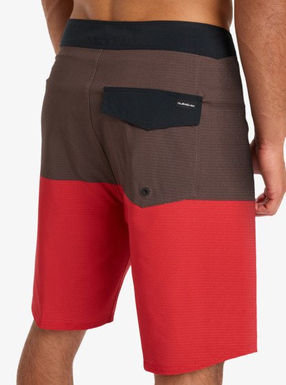 Highline Arch 19" - Board Shorts for Men  EQYBS04864