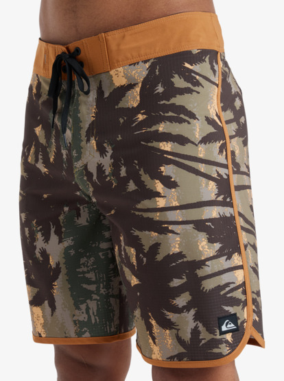 Highline Scallop 19" - Board Shorts for Men  EQYBS04865