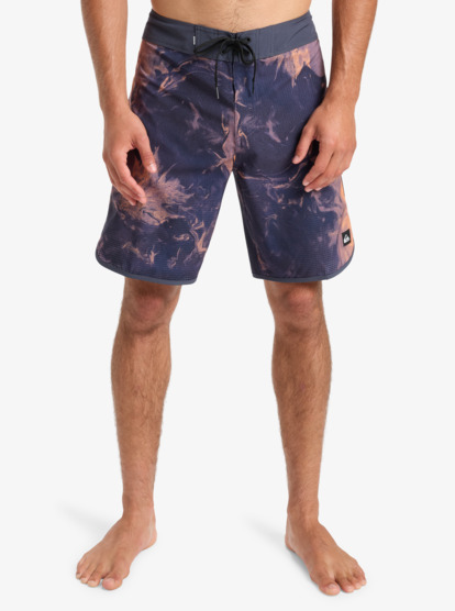 Highline Scallop 19" - Board Shorts for Men  EQYBS04865