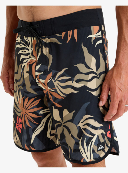 Highline Scallop 19" - Board Shorts for Men  EQYBS04865