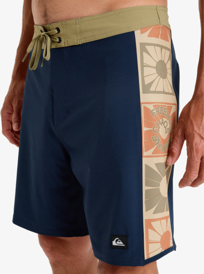 Surfsilk Arch - 19" Boardshorts for Men  EQYBS04867