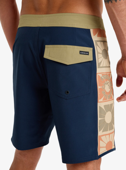 Surfsilk Arch 18" - Board Shorts for Men  EQYBS04867