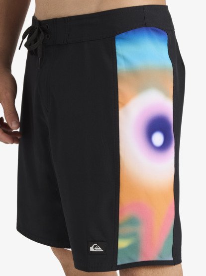 quiksilver, Surfsilk Arch 18" - Boardshorts für Männer, BLACK (kvj0) Surfsilk Arch 18" - Board Shorts for Men  EQYBS04867