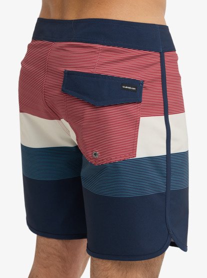 Surfsilk Scallop 18" - Boardshorts for Men  EQYBS04921