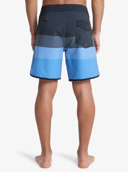 Surfsilk Scallop 18" - Boardshorts for Men  EQYBS04921