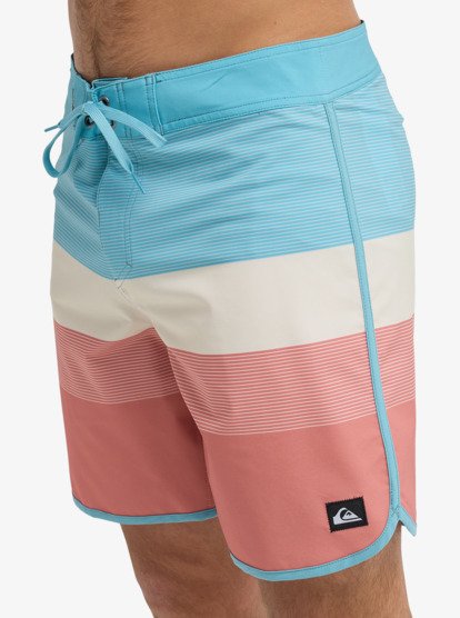 Surfsilk Scallop 18" - Boardshorts for Men  EQYBS04921