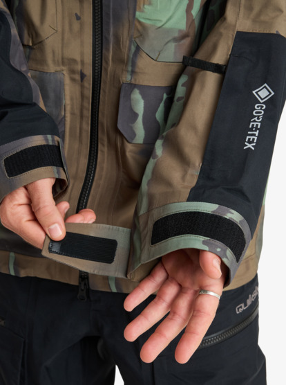 Highline Pro 3L GORE-TEX® - Technical Snow Jacket for Men  EQYTJ03499