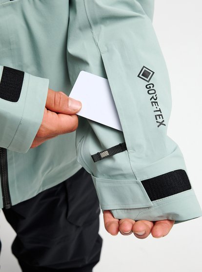 Highline Pro 3L GORE-TEX&reg;  EQYTJ03544