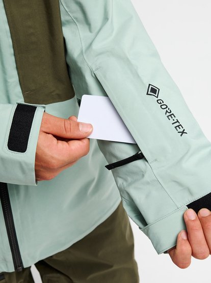Forever Stretch GORE-TEX&reg;  EQYTJ03549