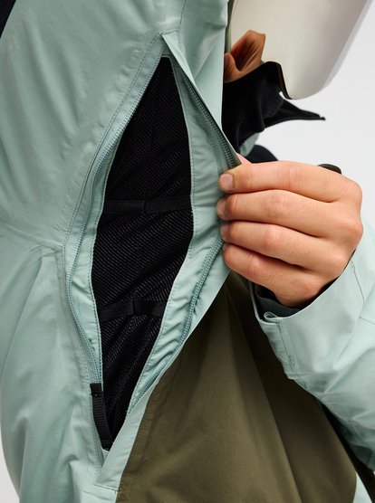 Forever Stretch GORE-TEX&reg;  EQYTJ03549