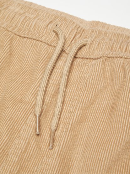 Taxer 18"  EQYWS03878