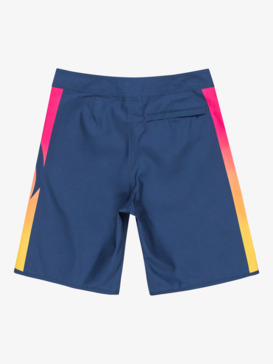 quiksilver, Everyday Holmes Yth 17" - Board Shorts for Boys 8-16, ESTATE BLUE HOLMES (bsw6) Everyday Holmes Yth 17" - Board Shorts for Boys 8-16  EQBBS03721