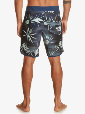 Highlite Scallop 19" - Board Shorts for Men  EQYBS04761