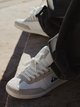 WHITE (wht)