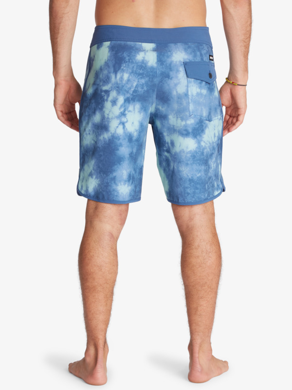 Cloud Scallop 19" - Boardshorts for Men  AQYBS03533