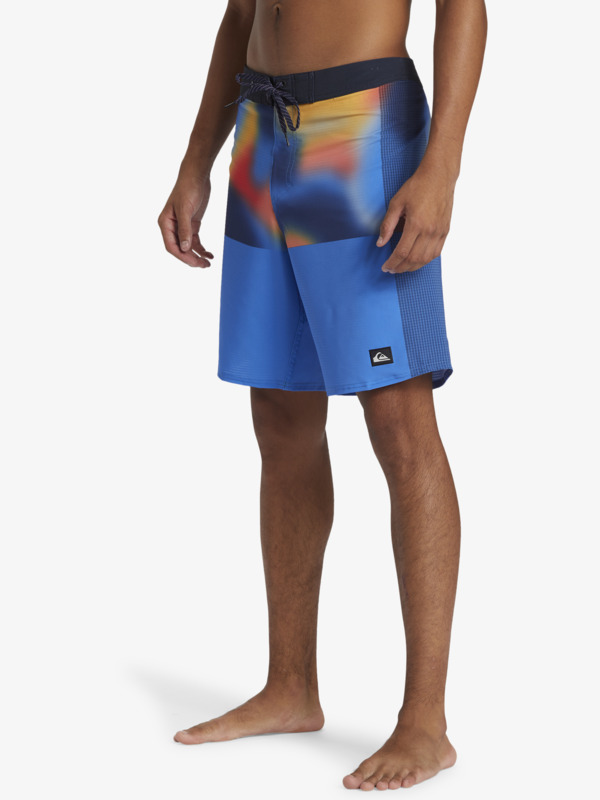 Highline Arch 19" - Board Shorts for Men  AQYBS03627