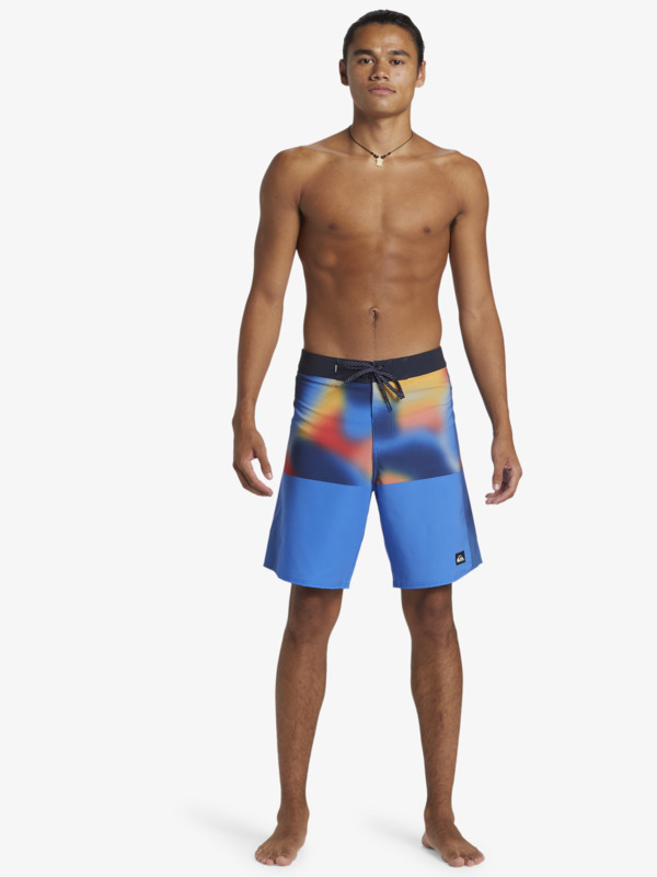 Highline Arch 19" - Board Shorts for Men  AQYBS03627