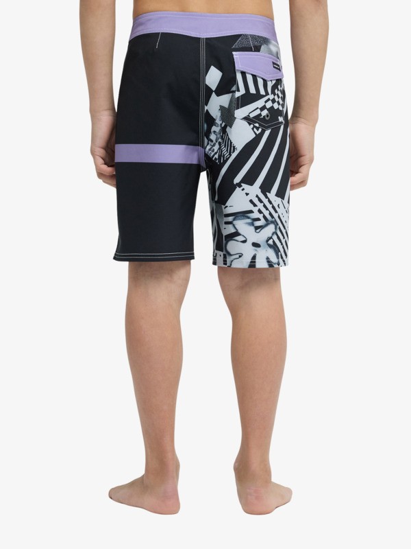 Surfsilk Straight 17" - Boardshorts for Boys 8-16  EQBBS03740