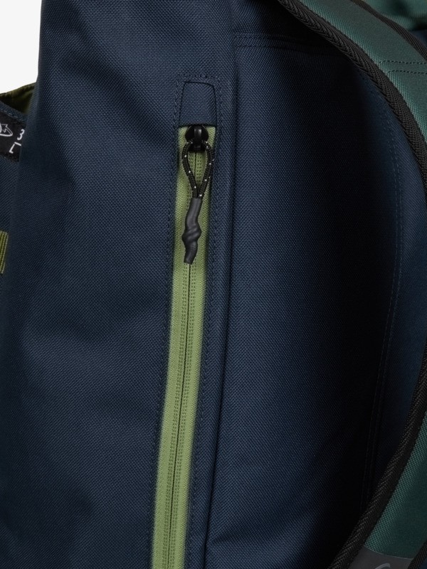 Commute 37L  EQYBP03753