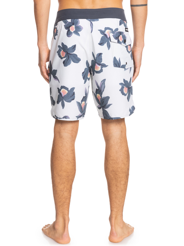 Surfsilk Mystic Sessions 18" - Board Shorts for Men EQYBS04523