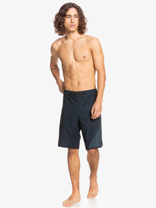Surfsilk New Wave 20" - Board Shorts for Men  EQYBS04554