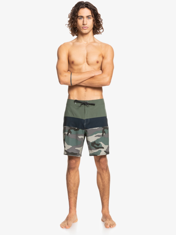 Surfsilk Panel 18" - Board Shorts for Men  EQYBS04584