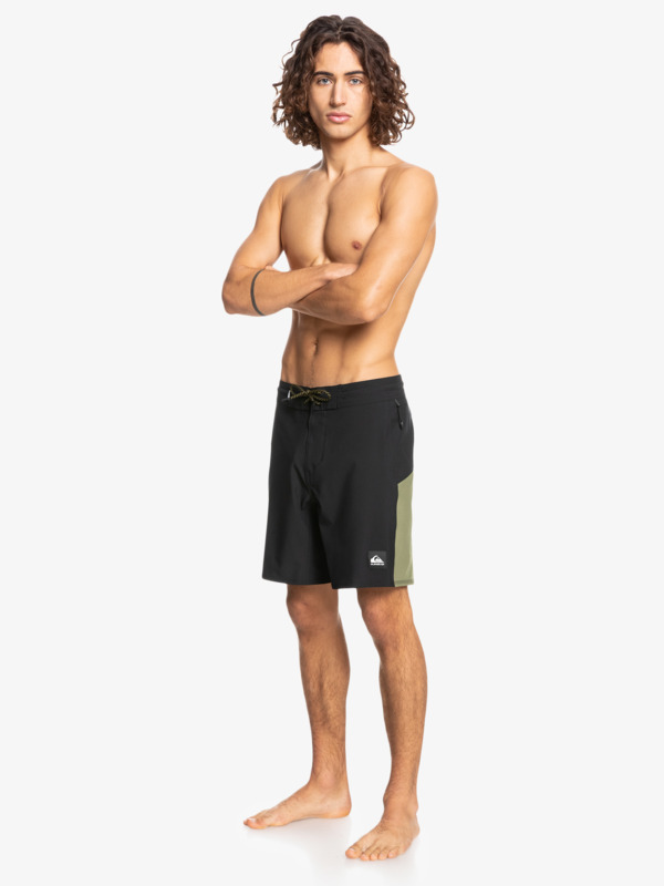 Hydra Motion 18" - Hybrid Board Shorts for Men  EQYBS04593