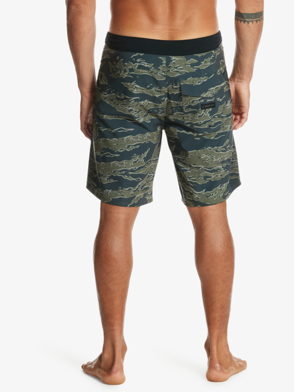 Highlite Arch 19" - Board Shorts for Men  EQYBS04648