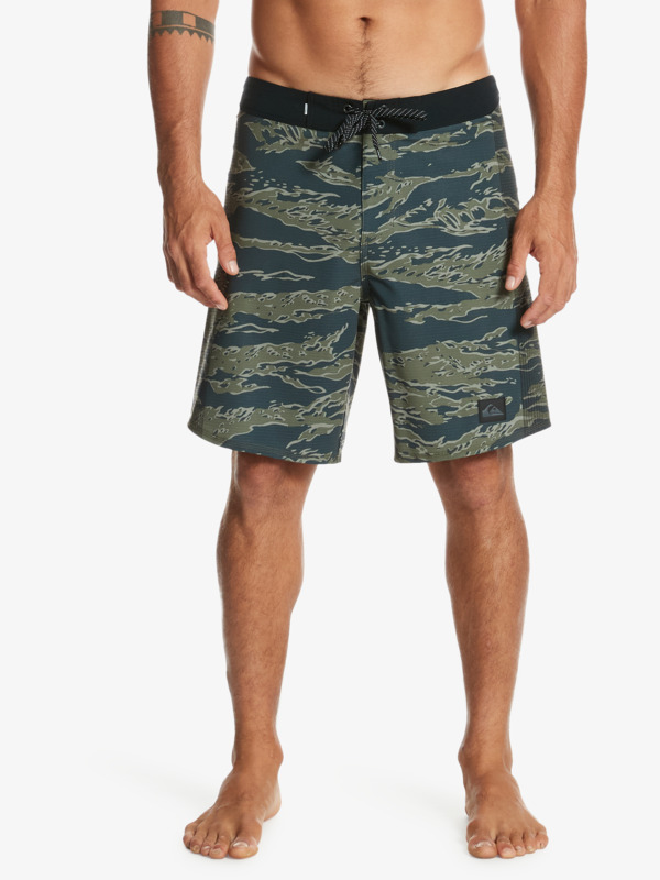 Highlite Arch 19" - Board Shorts for Men  EQYBS04648