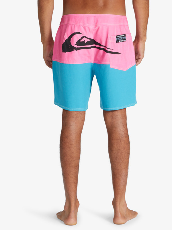 Quiksilver x Stranger Things Butt Logo 1986 17" - Board Shorts for Men  EQYBS04746