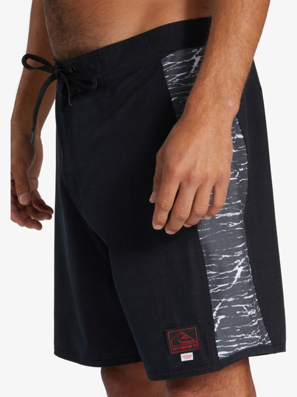 Quiksilver x Stranger Things Original Arch 1986 18" - Board Shorts for Men  EQYBS04752