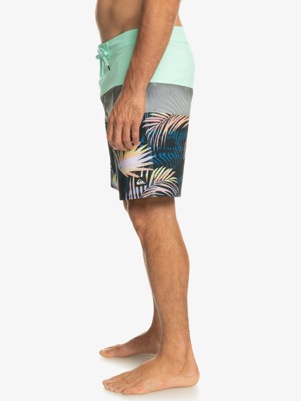 Surfsilk Panel 18" - Board Shorts for Men  EQYBS04780
