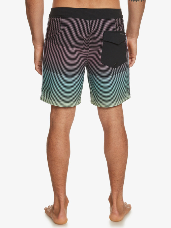 Surfsilk Massive 17" - Board Shorts for Men  EQYBS04782