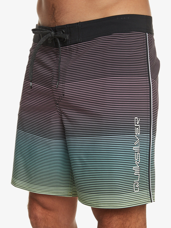 Surfsilk Massive 17" - Board Shorts for Men  EQYBS04782